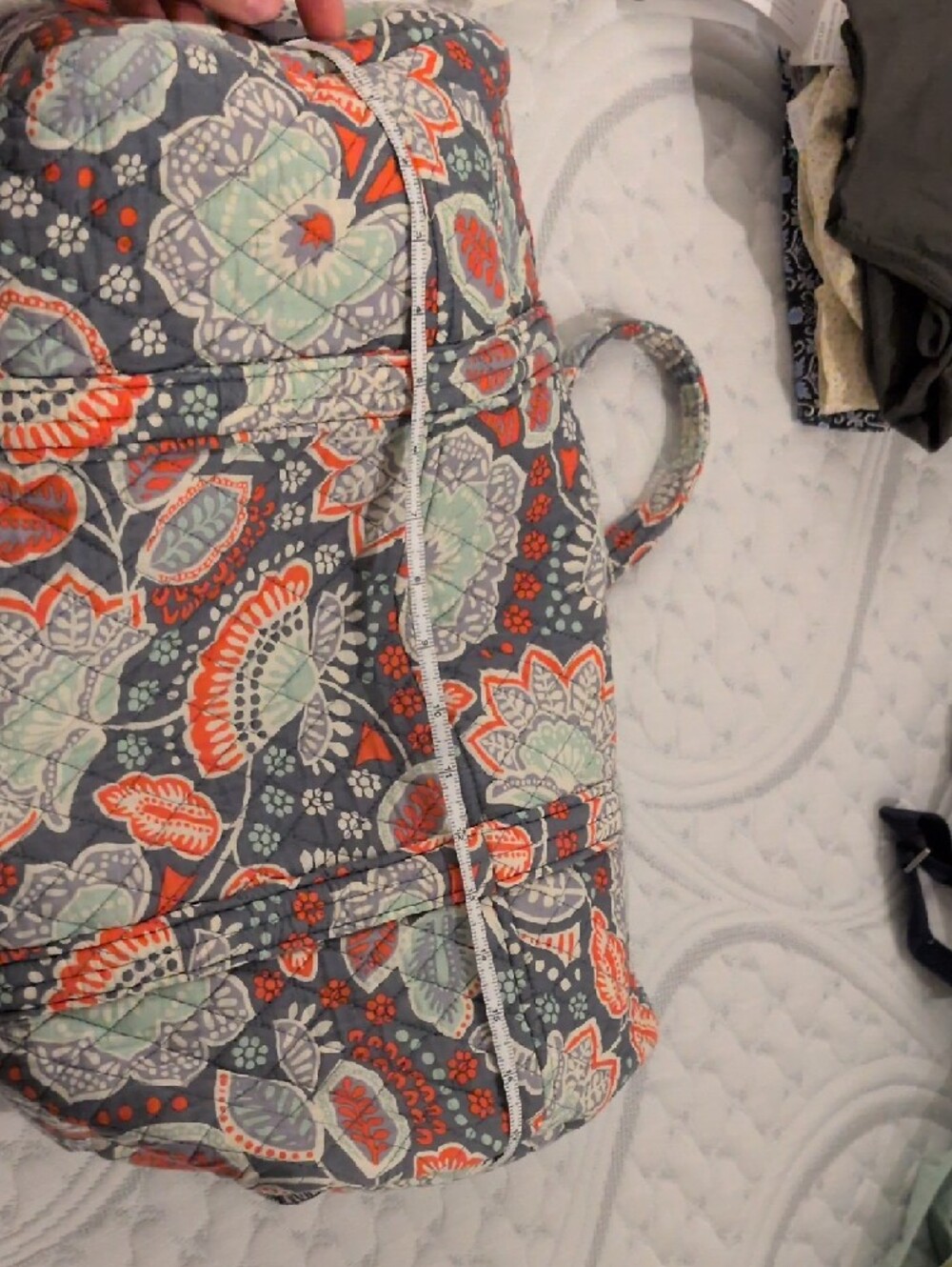 Vera Bradley Quilted Cotton Travel Bag in Nomadic Pattern - EUC - Picture 8 of 12